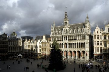 Grand-Place-Brussels.width-3582410.jpg