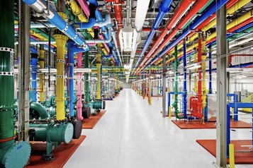 Google_Data_Center.width-358.jpg