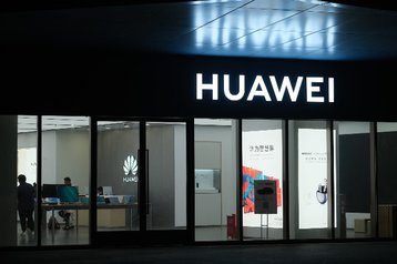 Huawei.width-358.jpg